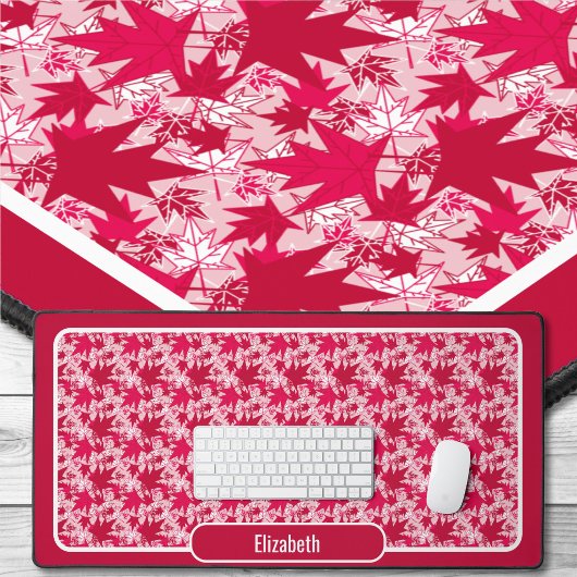 Feuilles d'érable sur fond rose