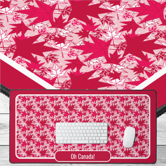 Feuilles d'érable sur un Arrière - plan rose