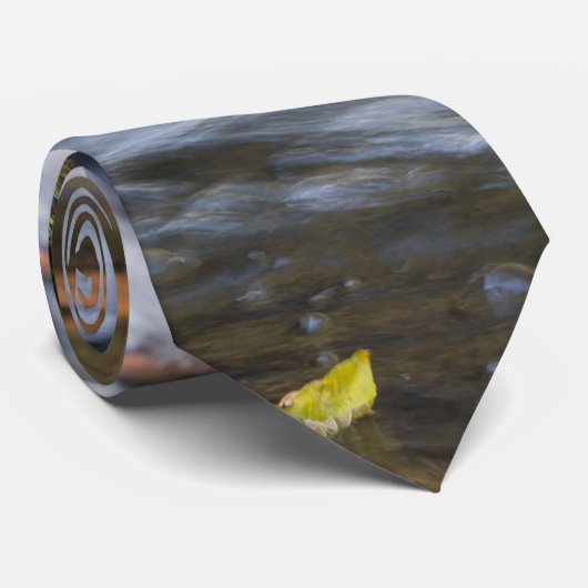 Feuilles Et Cascades Cravate (Roulé)