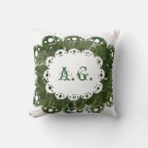 Feuilles et Coussin de monogramme de dentelle
