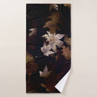 FEUILLES MAPLE BROWN