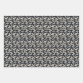 Feuilles métalliques sur bleu noir et rouge (Devant)