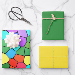 Feuilles papier d'enveloppement arc-en-ciel en ver