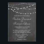 Feux de chaîne sur faire-part de mariage de tablea<br><div class="desc">Faire-part de mariage moderne rustique avec lumières à cordes sur arrière - plan de tableau noir. Trouvez le papier à lettres et la signalisation mariage correspondants dans notre boutique.</div>