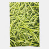 Fèves vertes sur une serviette de cuisine (Vertical)