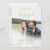 Fiançailles Elegant Gold Photo Overlay Invitation (Devant / Derrière)