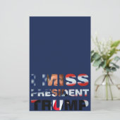 Fiche papier du président Trump (Debout devant)