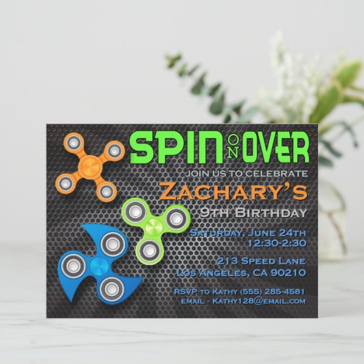 Fidget Spinner Boys Invitation Anniversaire (Debout devant)