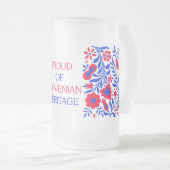 Fier de la tasse slovène d'héritage (Devant droit)