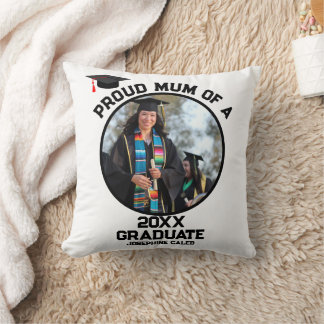 Fier sur mesure maman d'un oreiller à lancer