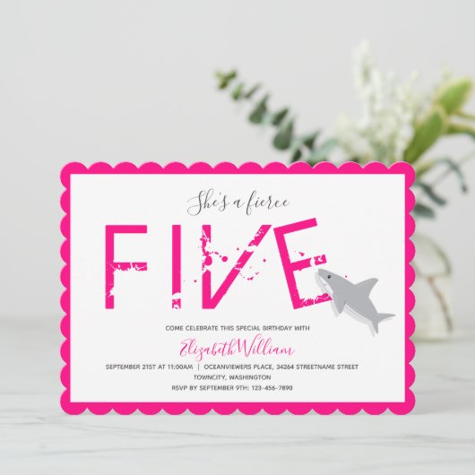 Fierce Five Hot Pink Shark Animal 5e Kaart (Staand voorkant)