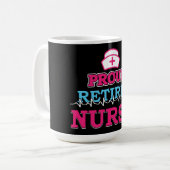 Fière infirmière retraitée Mug (Devant gauche)
