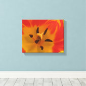 Fiery Tulip Canvas afdrukken (Insitu (Houten vloer))