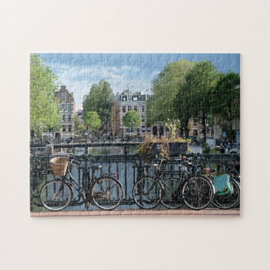 Fietsen in Amsterdam. Legpuzzel (Horizontaal)
