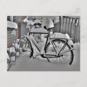 Fietsen in de winter briefkaart