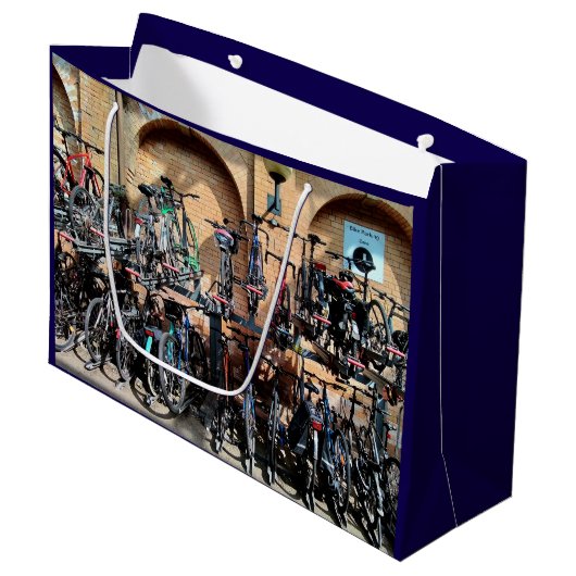 Fietsenstalling Groot Cadeauzakje (Voorkant Gekanteld)