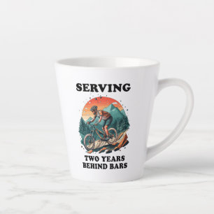 Fietsers die twee jaar achter de tralies rijden latte mok