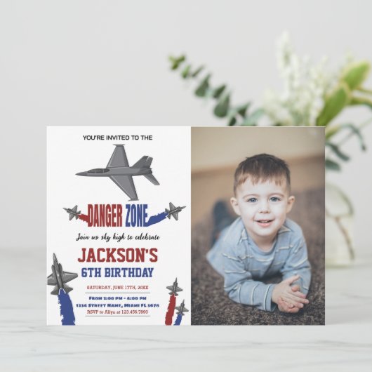 Fighter Jet Invitations Anniversaire Gris avec pho (Debout devant)