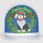 Fijne kerstvakantie Elf Sheepadoodle Sneeuwbol (Voorkant)