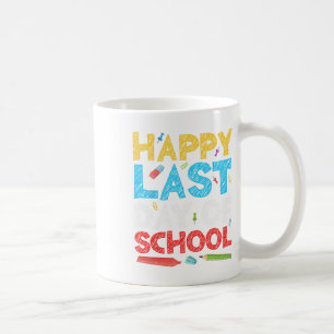 Fijne laatste dag van de schoolstudenten en lerare koffiemok