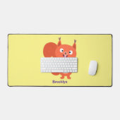 Fijne leuke rode eekhoorn cartoon illustratie bureaumat (Keyboard & Muis)