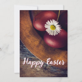 Fijne Pasen! Rode paaseieren met madeliefje bloem. Feestdagenkaart