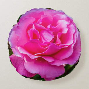 Fijne roze roze roos. rond kussen