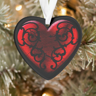 Filigree Goth Red Heart