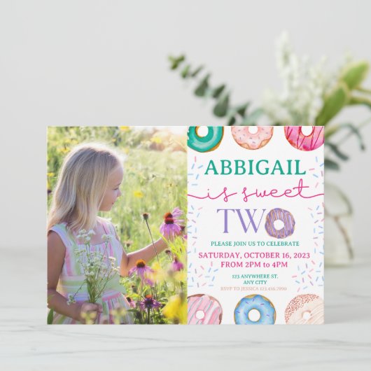Fille 2e Invitation Anniversaire Deux Donut doux P (Debout devant)