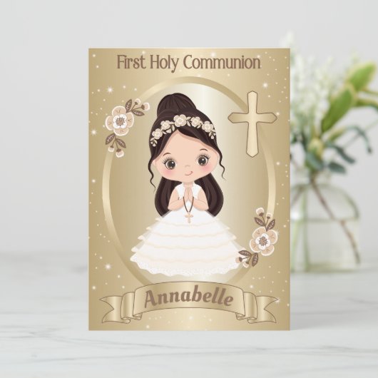 Fille à Haired foncé Première Communion Invitation (Debout devant)