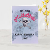 Fille avec carte d'anniversaire d'attitude (Fleur jaune)