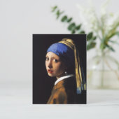 Fille avec des invitations d'une boucle d'oreille (Debout devant)