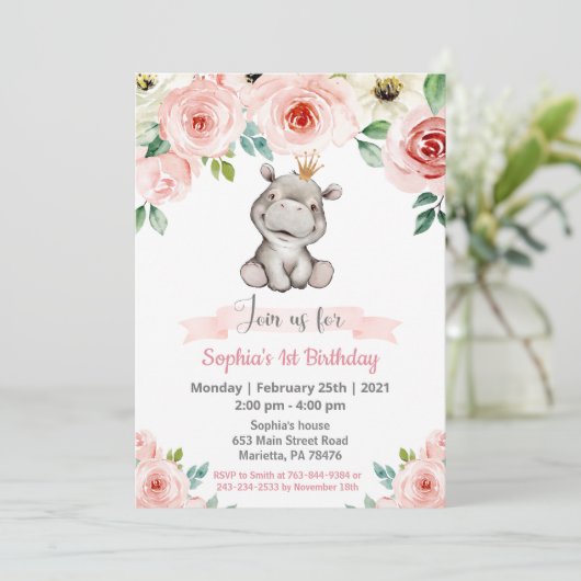 Fille bébé Hippo Anniversaire Fête Invitation (Debout devant)