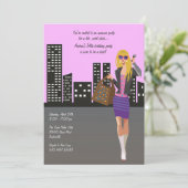 Fille Blonde de Shopping avec Invitation au Microp (Debout devant)