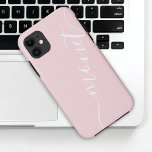 Fille Chic manuscrit Nom de script rose Personnali<br><div class="desc">Girly Chic manuscrit Nom de script rose Personnalisé iPhone 11 Coque</div>