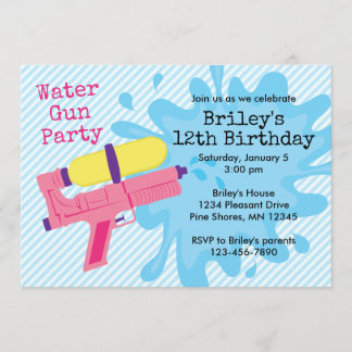 Fille d'arme à eau Invitations fête d'anniversaire