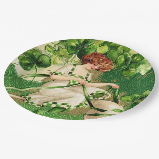 Fille de la Saint-Patrick assiette en carton (Angle)