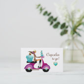 Fille de scooter de carte de visite de boulangerie (Debout devant)