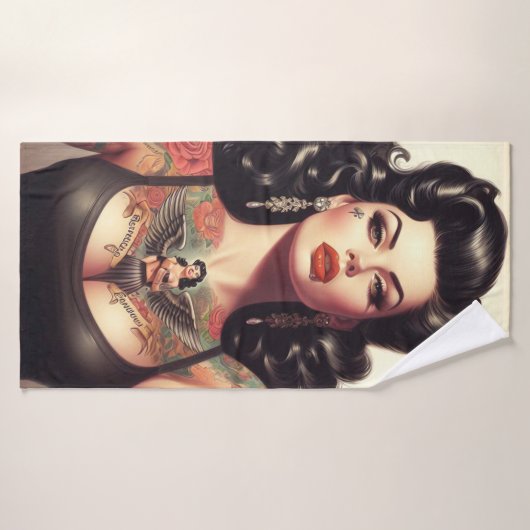 Fille de tatouage de la vieille école (Serviette de bain)