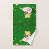 Fille en herbe (Serviette à main)