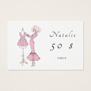 Fille en robe rose avec robe sur mannequin