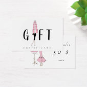 Fille en robe rose avec robe sur mannequin (Bureau)