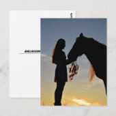FILLE ET SA CARTE POSTALE CHEVAL (Devant / Derrière)