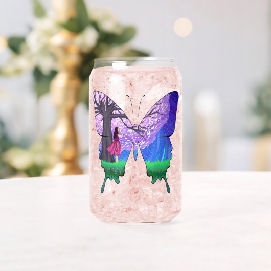 Fille la nuit en forme de papillon (Insitu (Mariage))