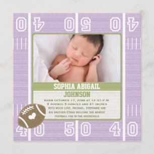 Fille mignonne de pourpre de faire-part de bébé du