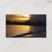 Fille priant sur le carte de visite de plage (Dos)