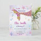 Filles éditables sous la carte de fête de la mer a (Debout devant)