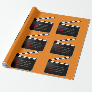 Filmfilmkreeften wikkelen de Haar en Makeup in Cadeaupapier