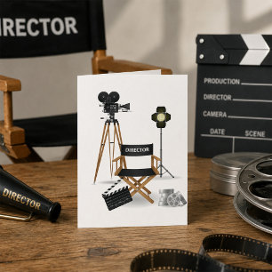 Filmregisseursstoel en vintage filmcameraset kaart