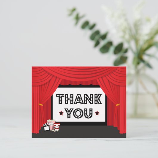 Filmscherm en gordijn verjaardagsfeestje bedankt briefkaart (Staand voorkant)